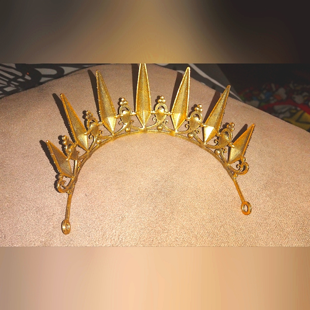 A Black & Gold Rhinestone Tiara - Picture 2 of 7